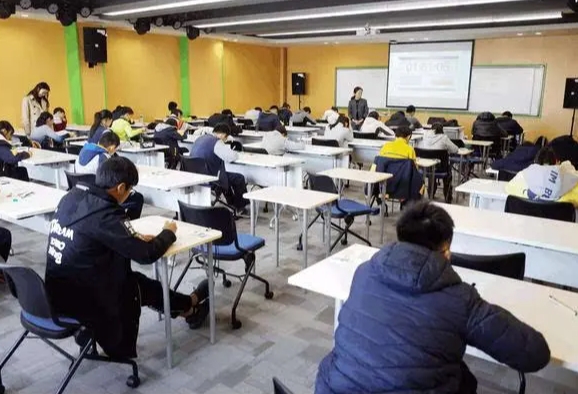2025年四川成人本科报名费一般多少钱 标准费用明细