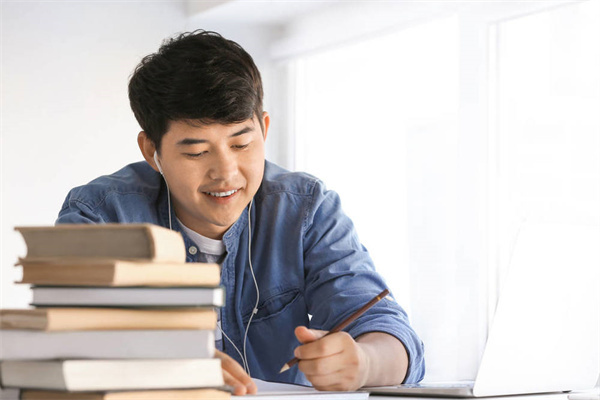 2025年四川医学类成人本科报考条件 参加要符合什么要求