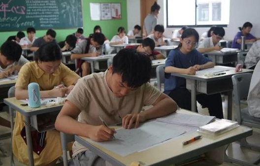 2025年四川自考大专考试时间安排最新整理 几月几日开考